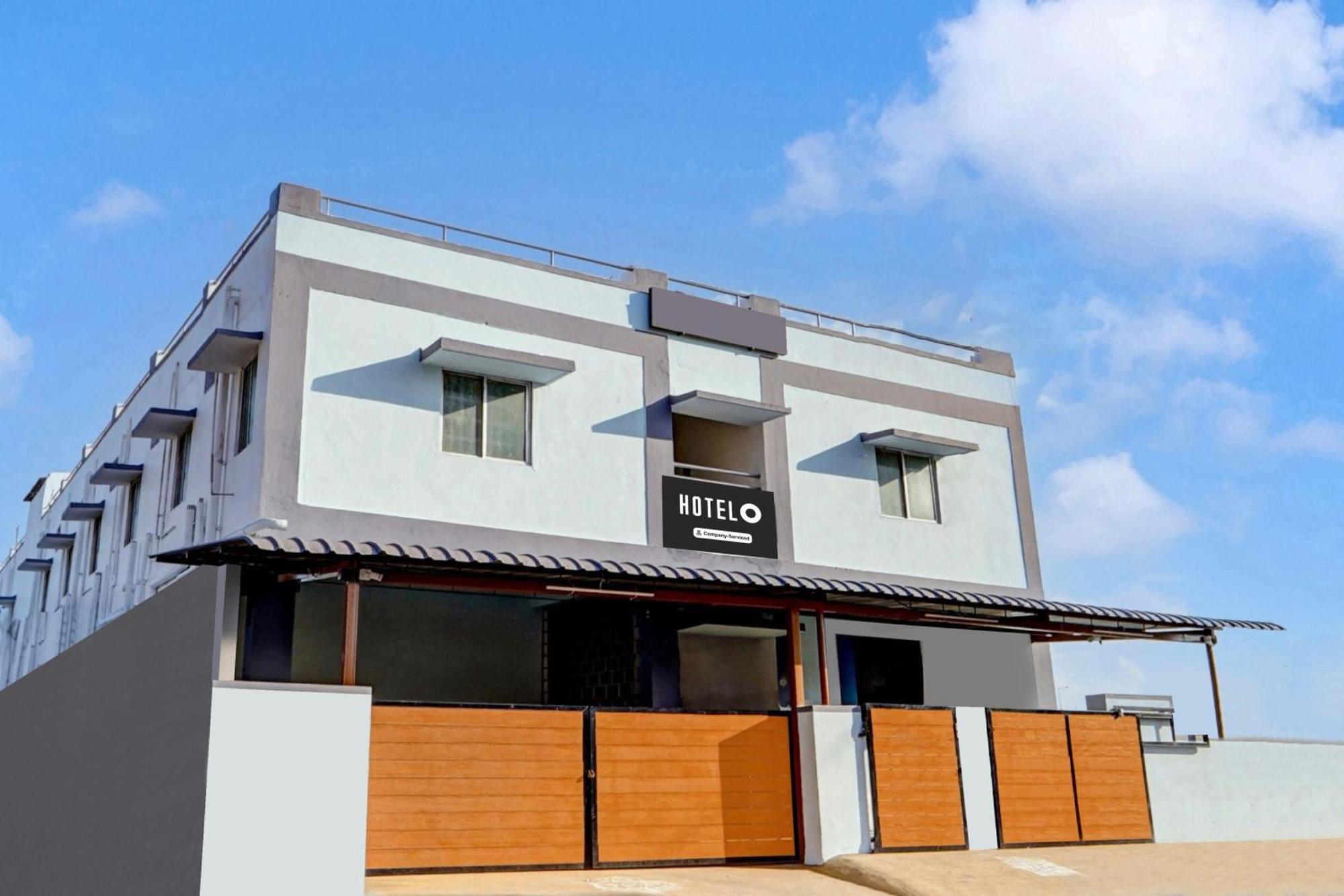Hotel Super O Okkilipalayam 4*