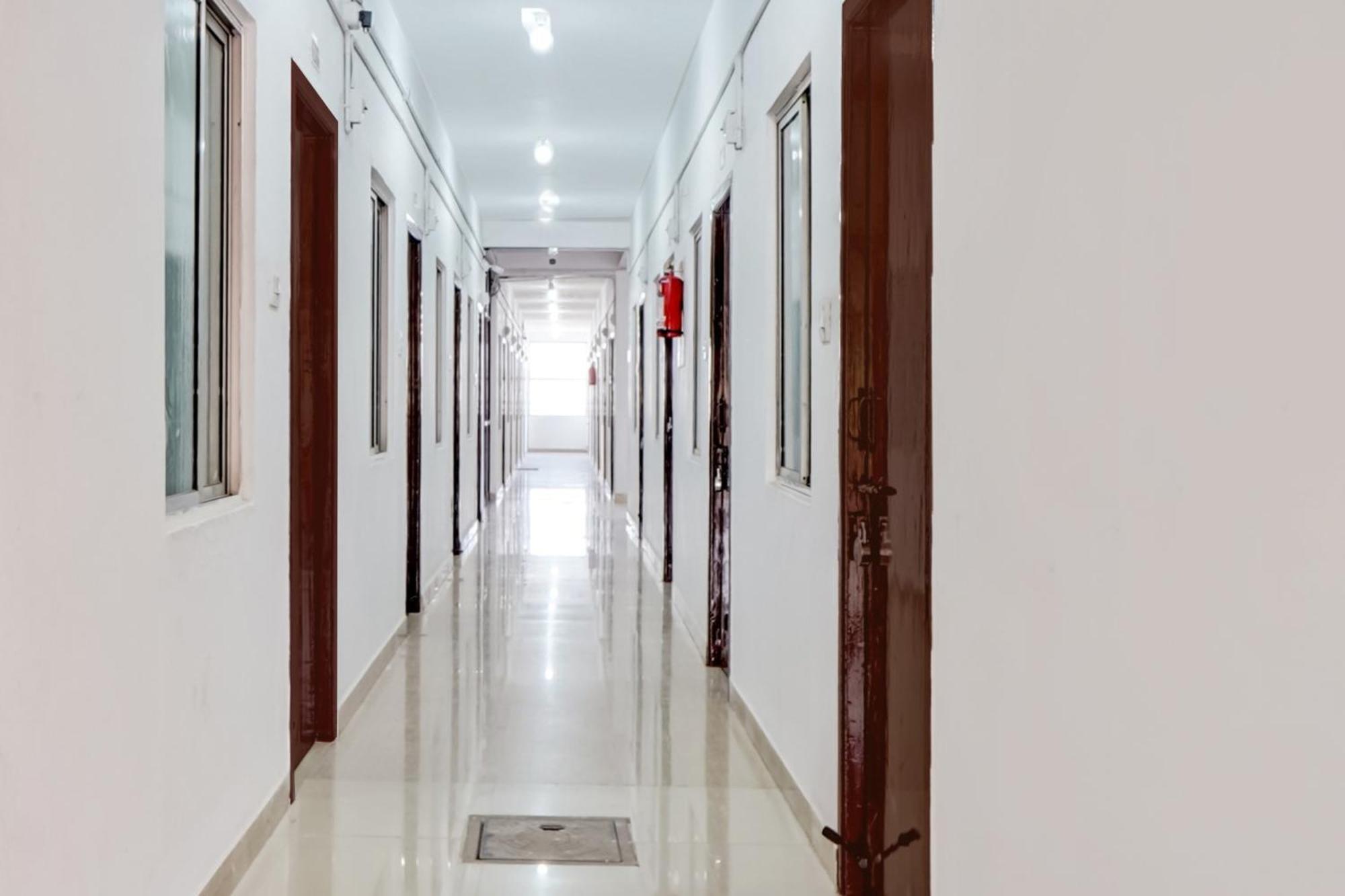 Super O Okkilipalayam Hotel Coimbatore