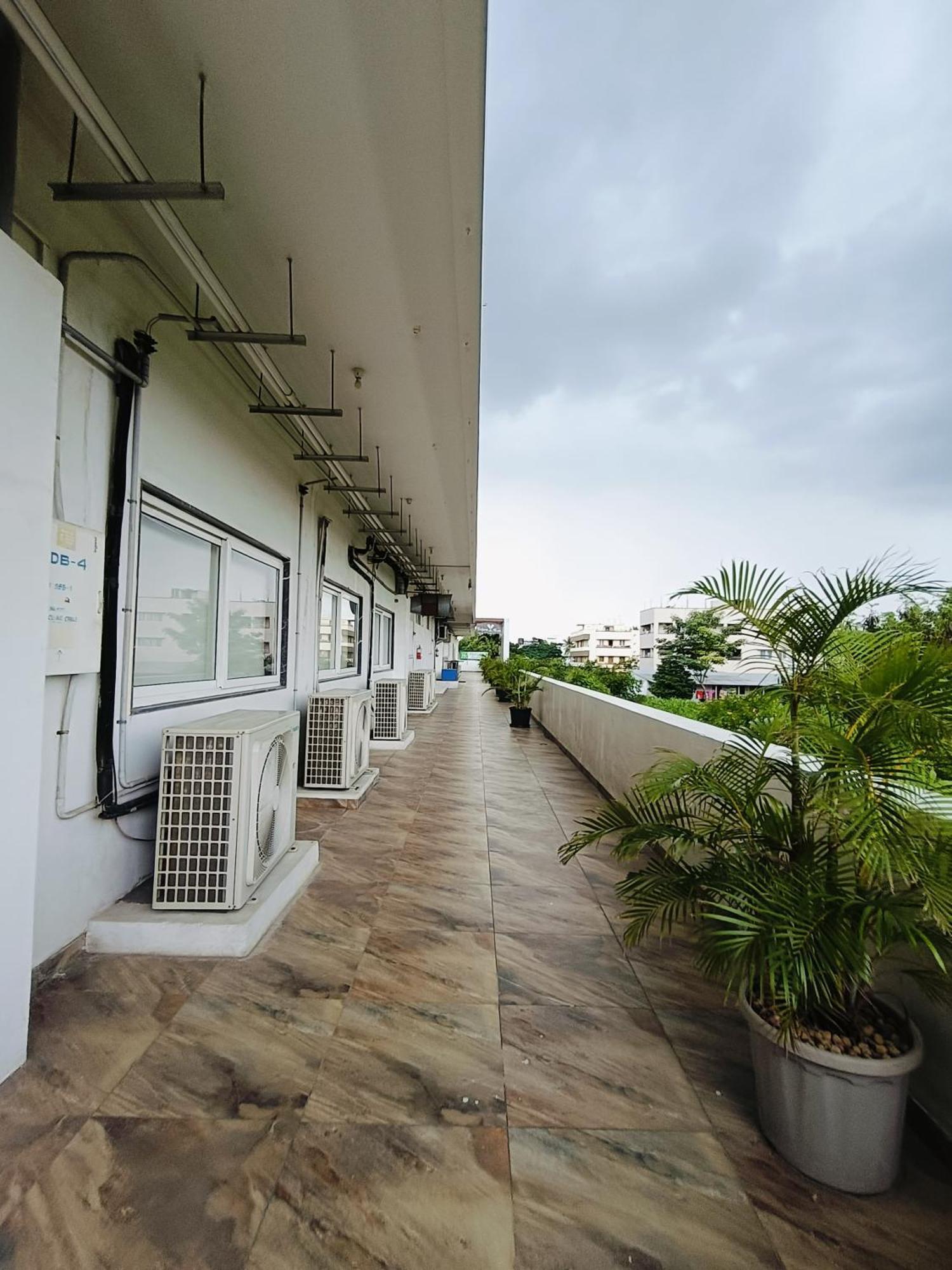 Residency Hotel 3*