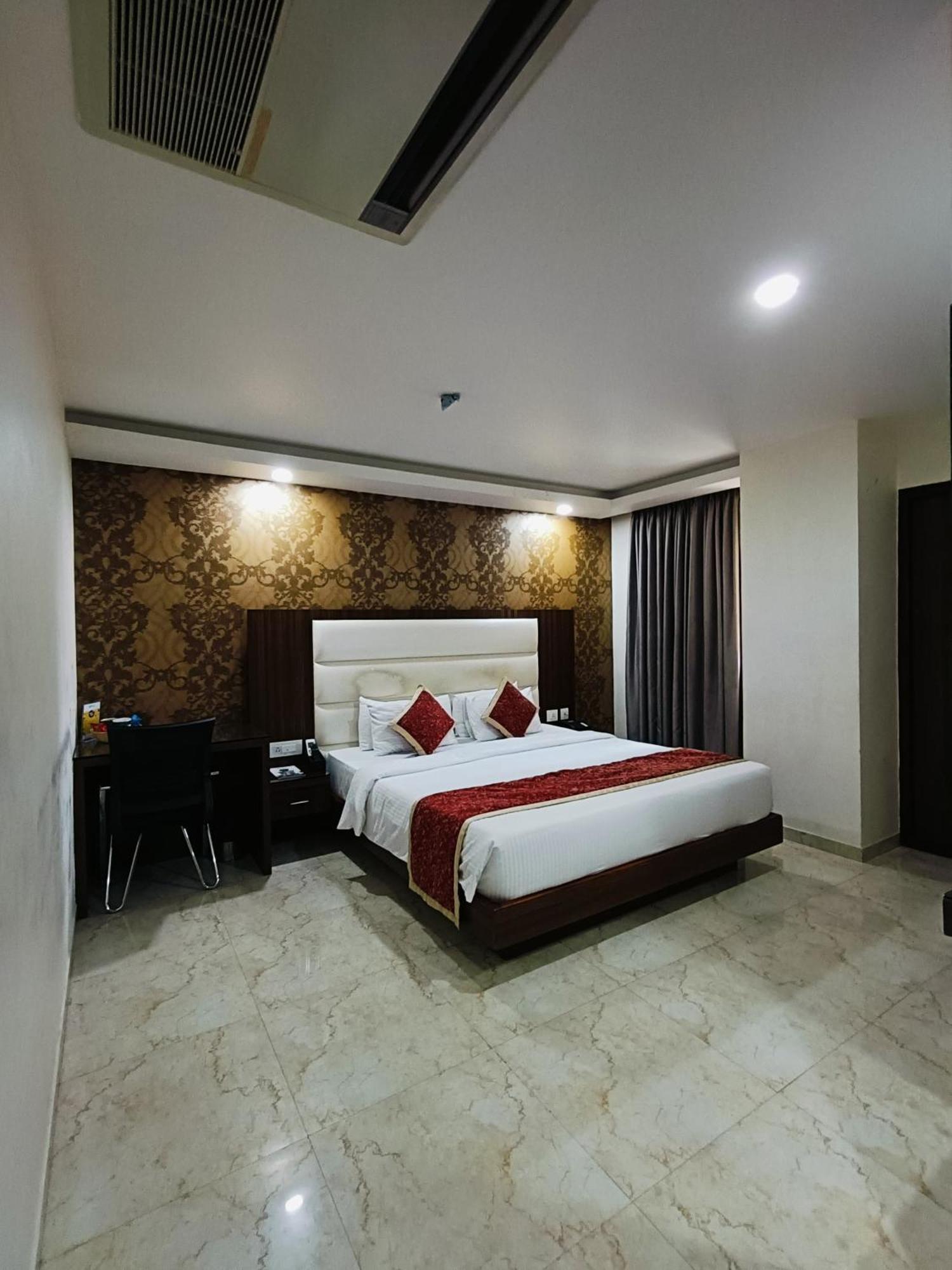 Hotel Residency 3*
