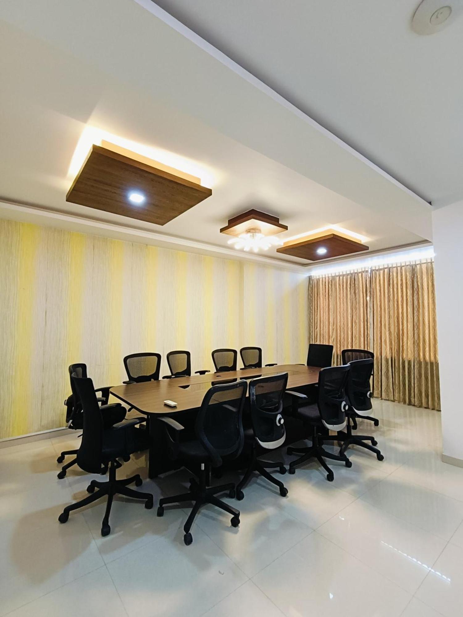 Residency Hotel 3*