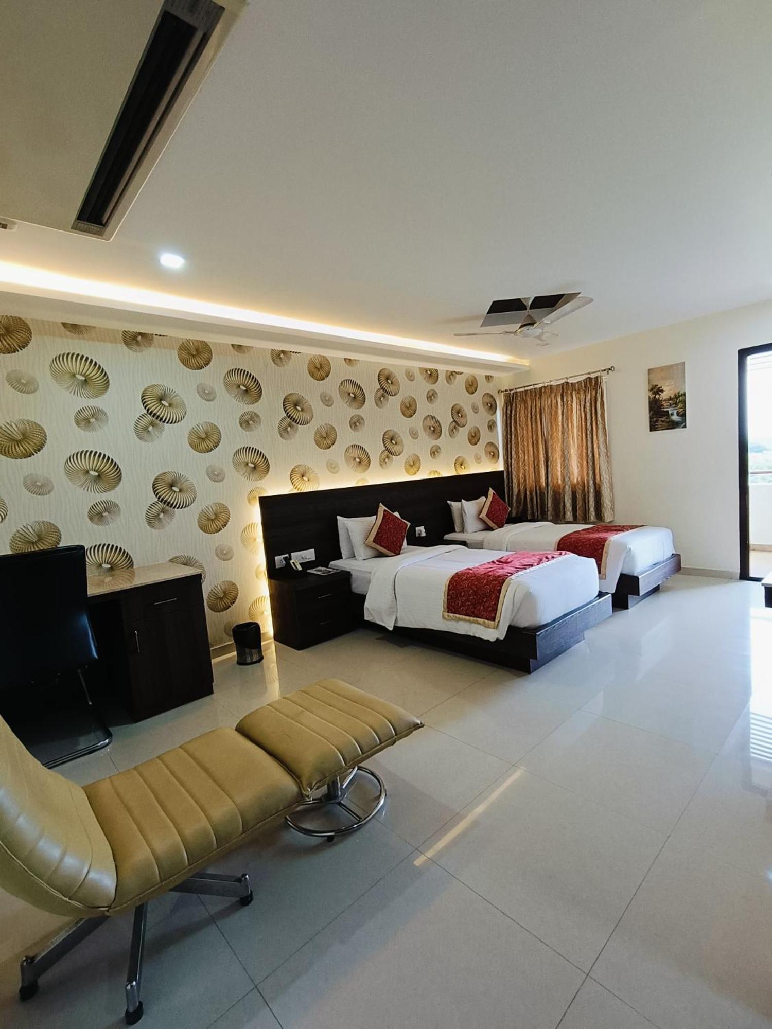 Residency 3*