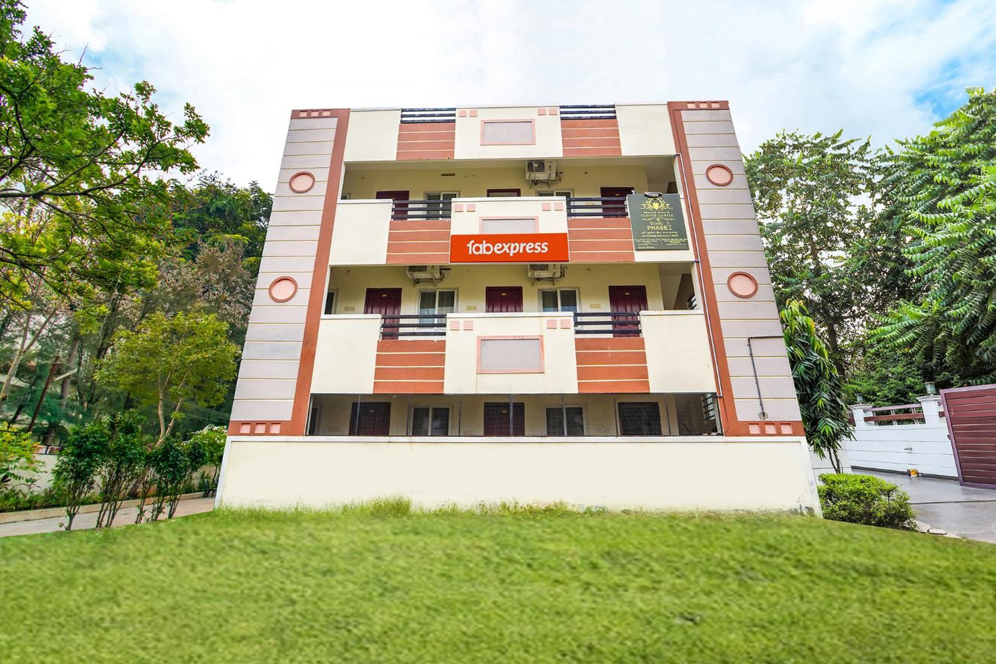 Fabexpress Clover Castle - Nr International Airport 3* Coimbatore