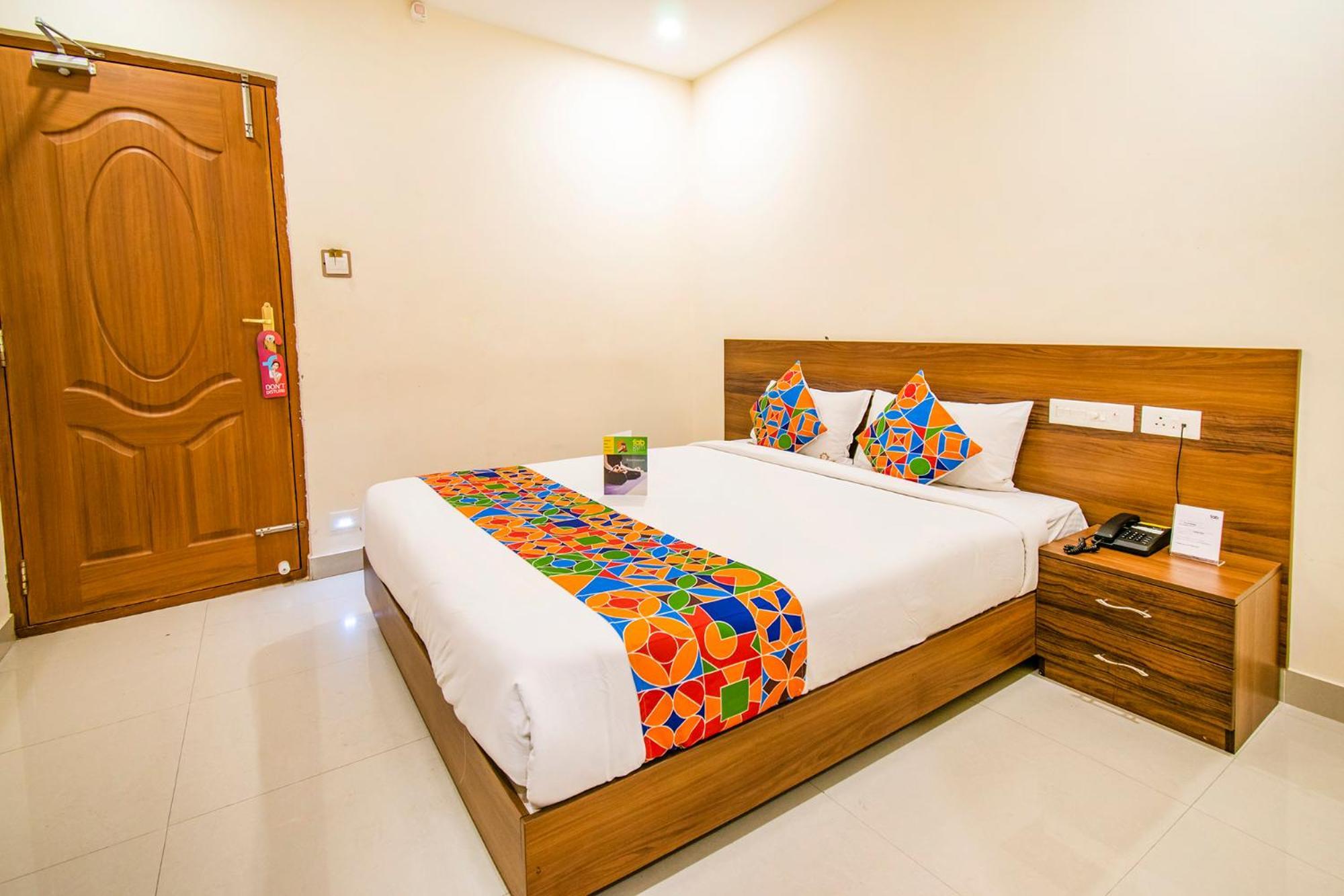 Hotel Fabhotel Thejas Paaradise - Nr Institute Of Technology