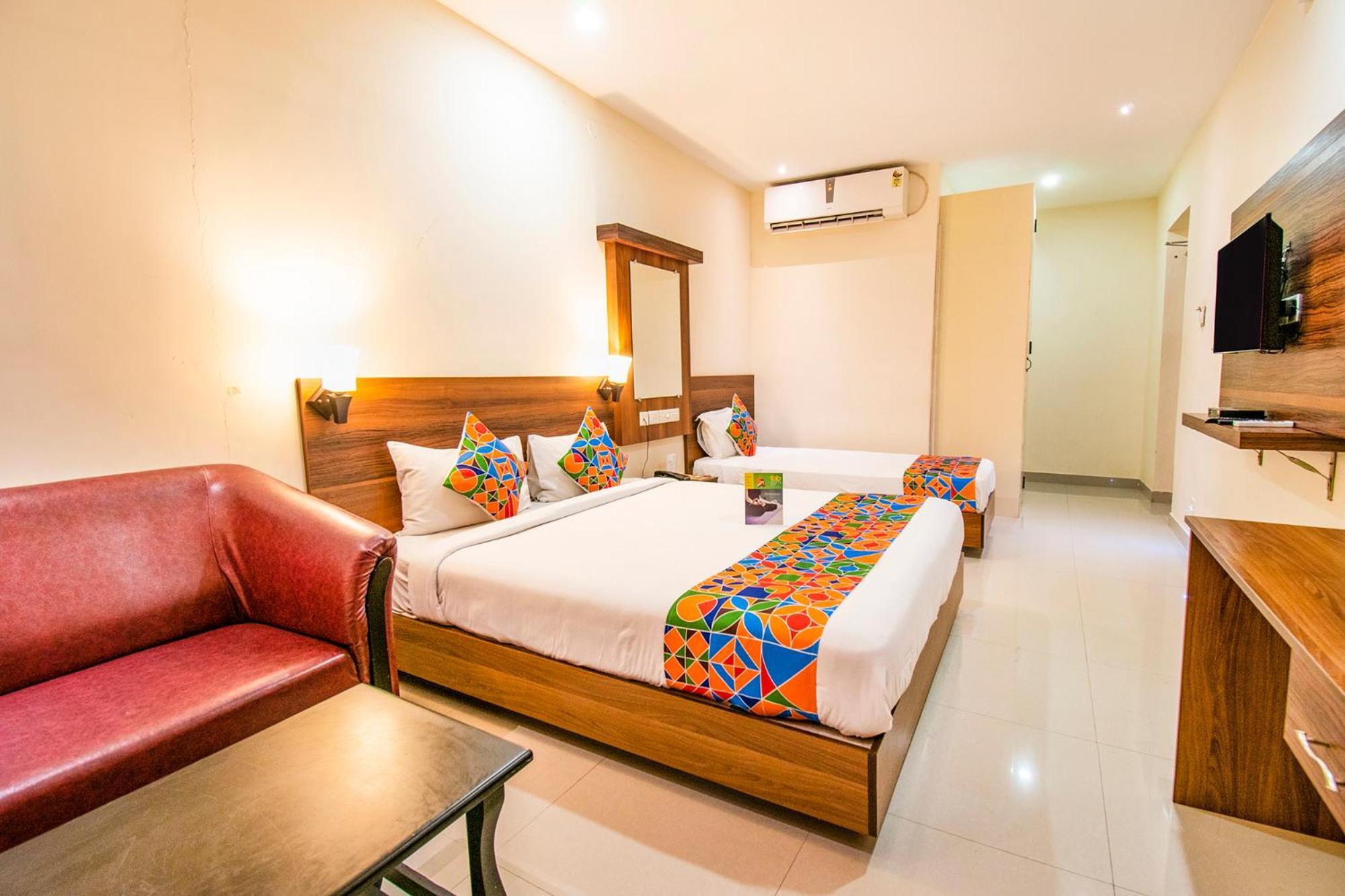 Hotel Fabhotel Thejas Paaradise - Nr Institute Of Technology 3*
