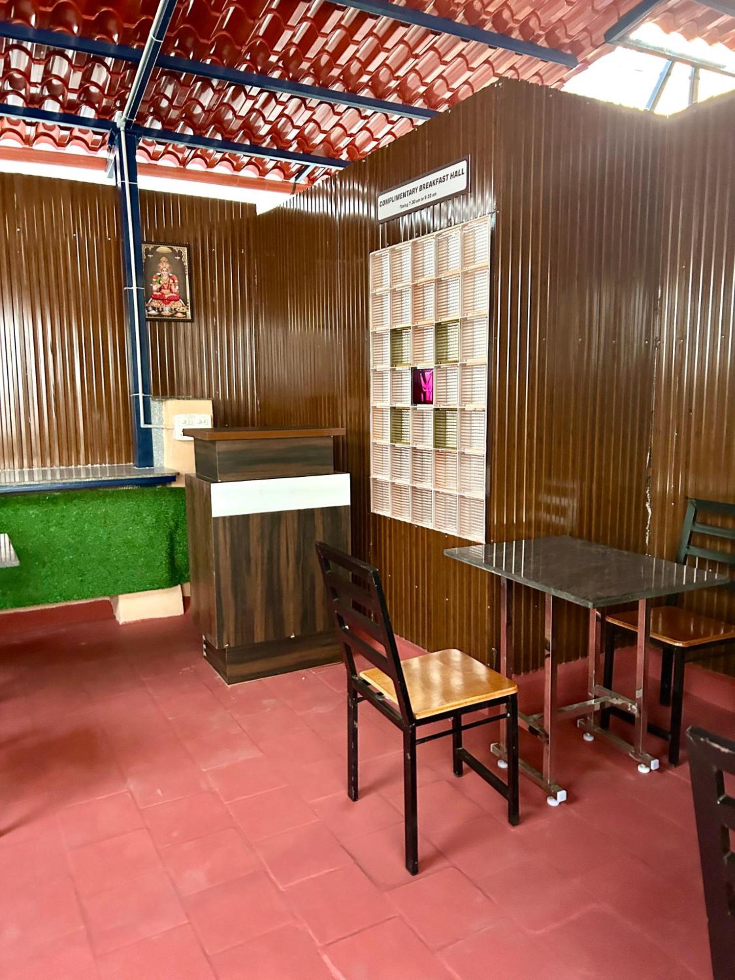 Hotel Jothi