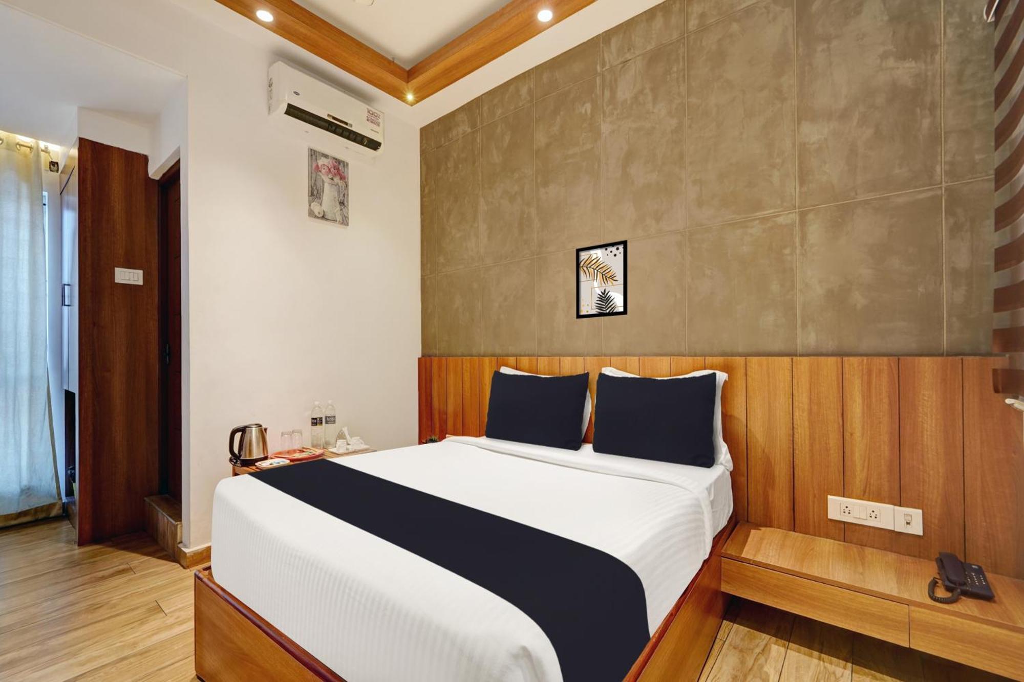 Hotel Super Townhouse Sundarapuram Coimbatore