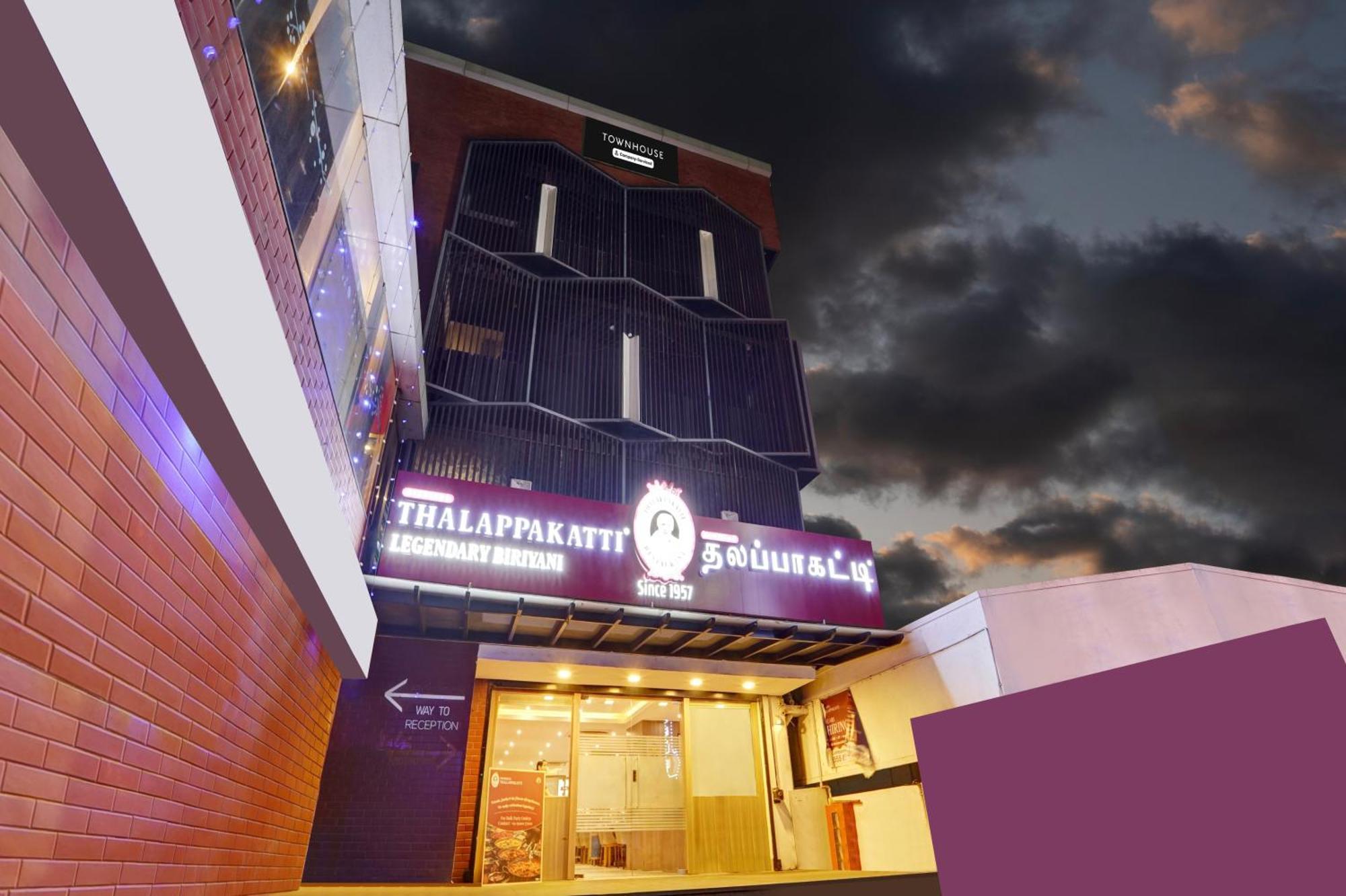 Super Townhouse Sundarapuram Hotel