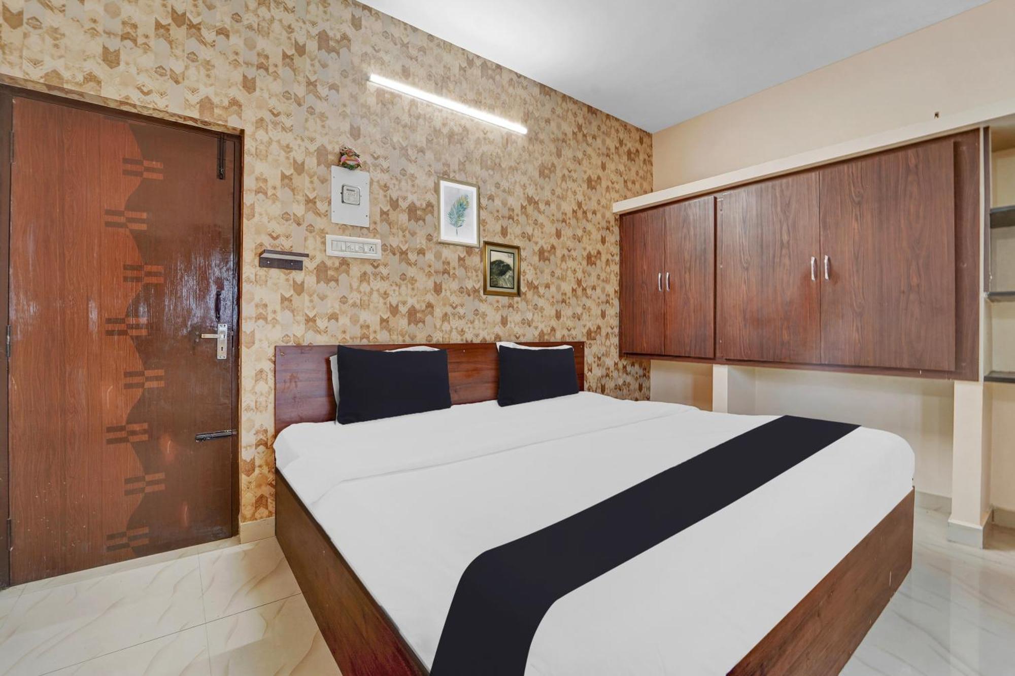 Super Collection O Near Adithya Institute Formerly Everest Grand Hotel Coimbatore