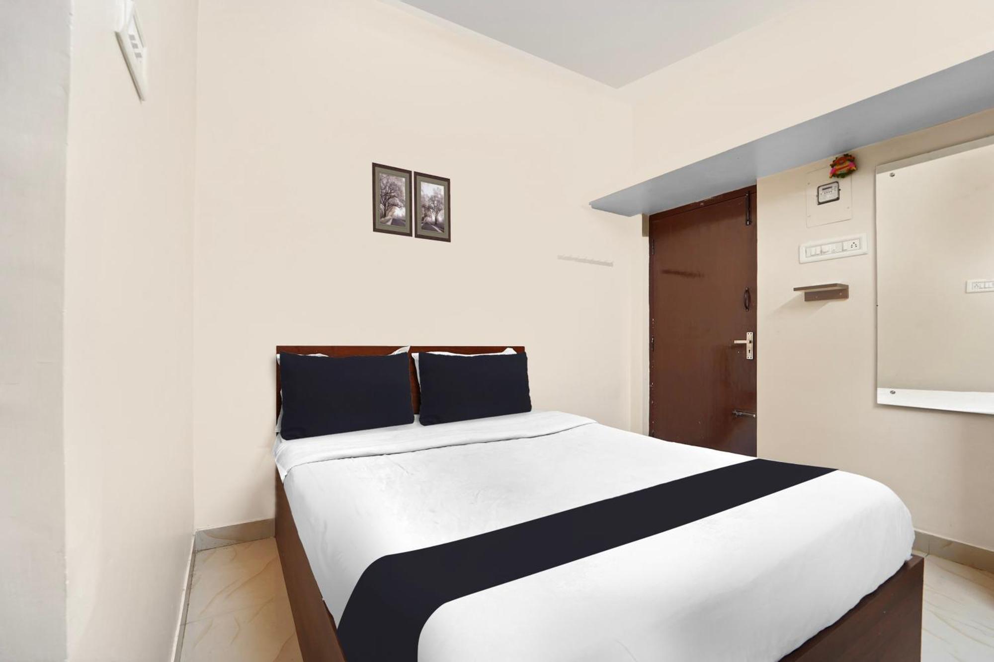 Hotel Super Collection O Near Adithya Institute Formerly Everest Grand Coimbatore