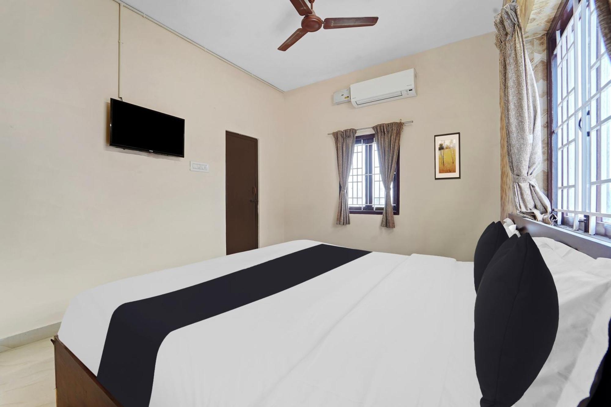 Super Collection O Near Adithya Institute Formerly Everest Grand Hotel Coimbatore