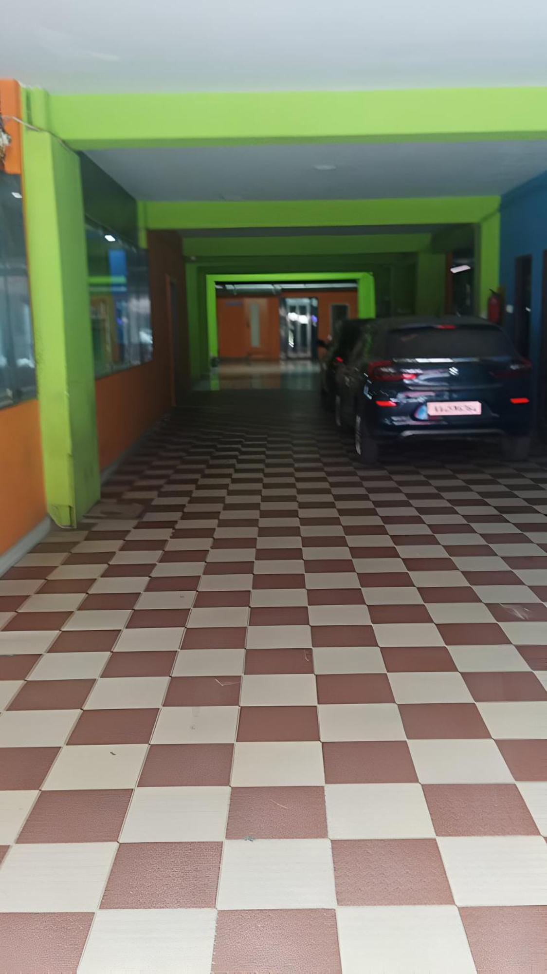 Pph Living Tricolours Gandhipuram Love hotel *