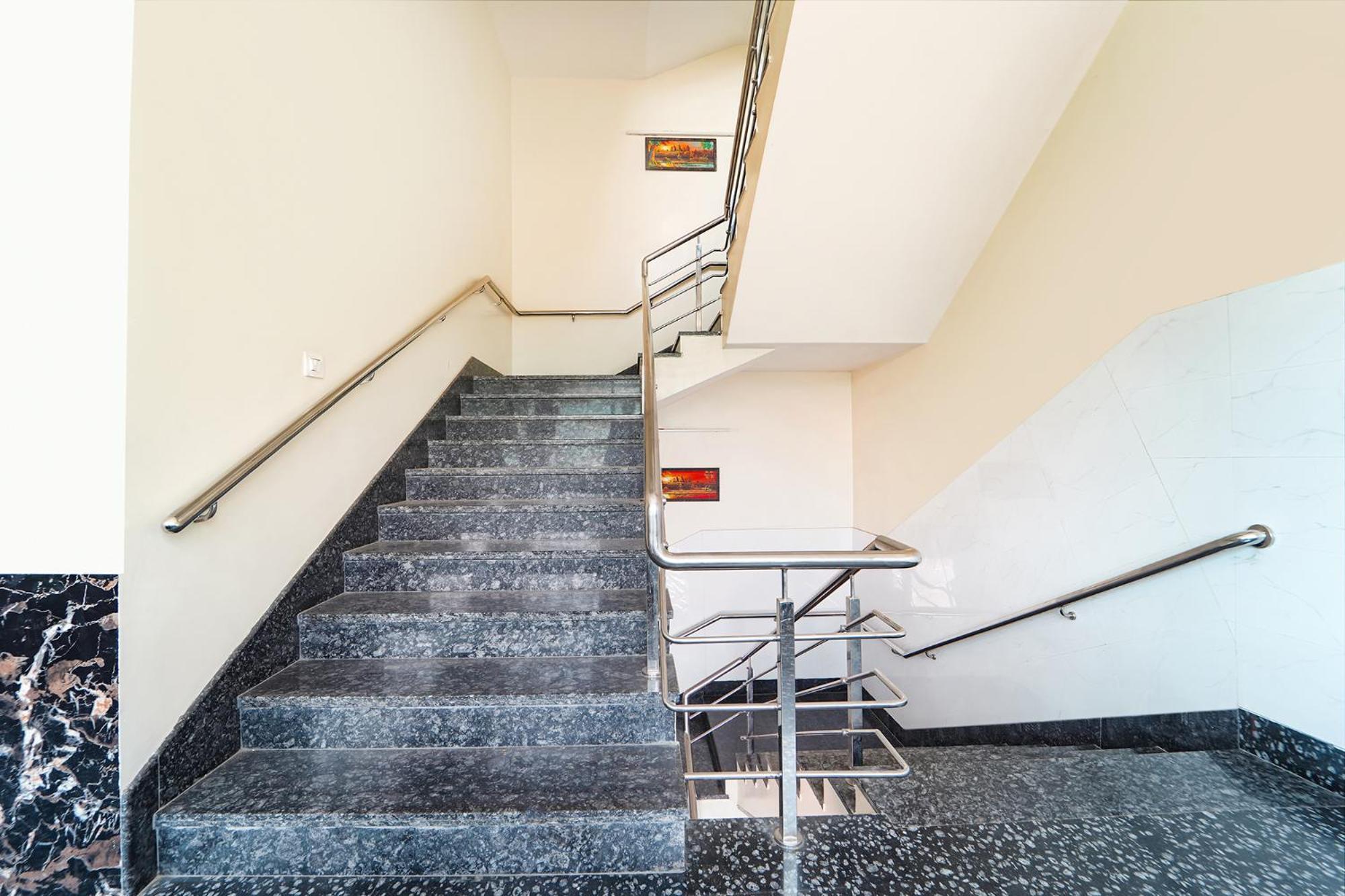 Fabhotel Mani's Residency Coimbatore