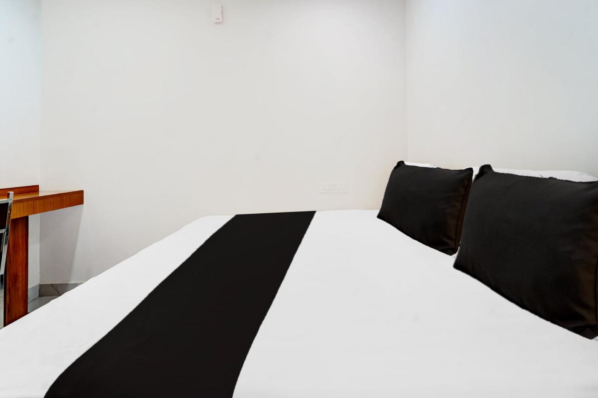 O Vasantham Residency Hotel