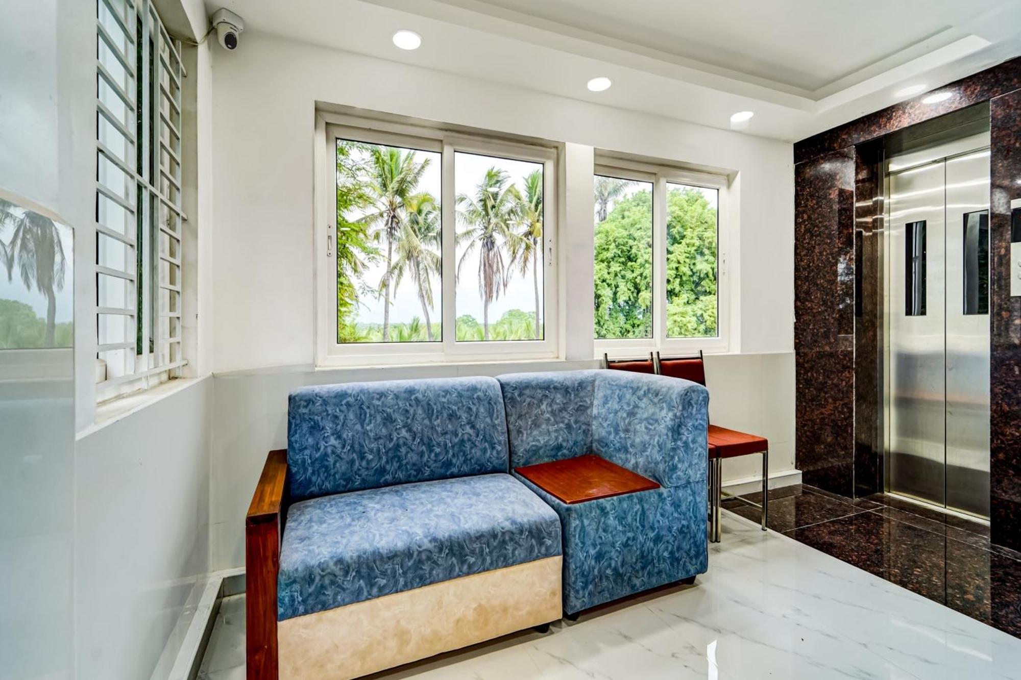 O Vasantham Residency 3*