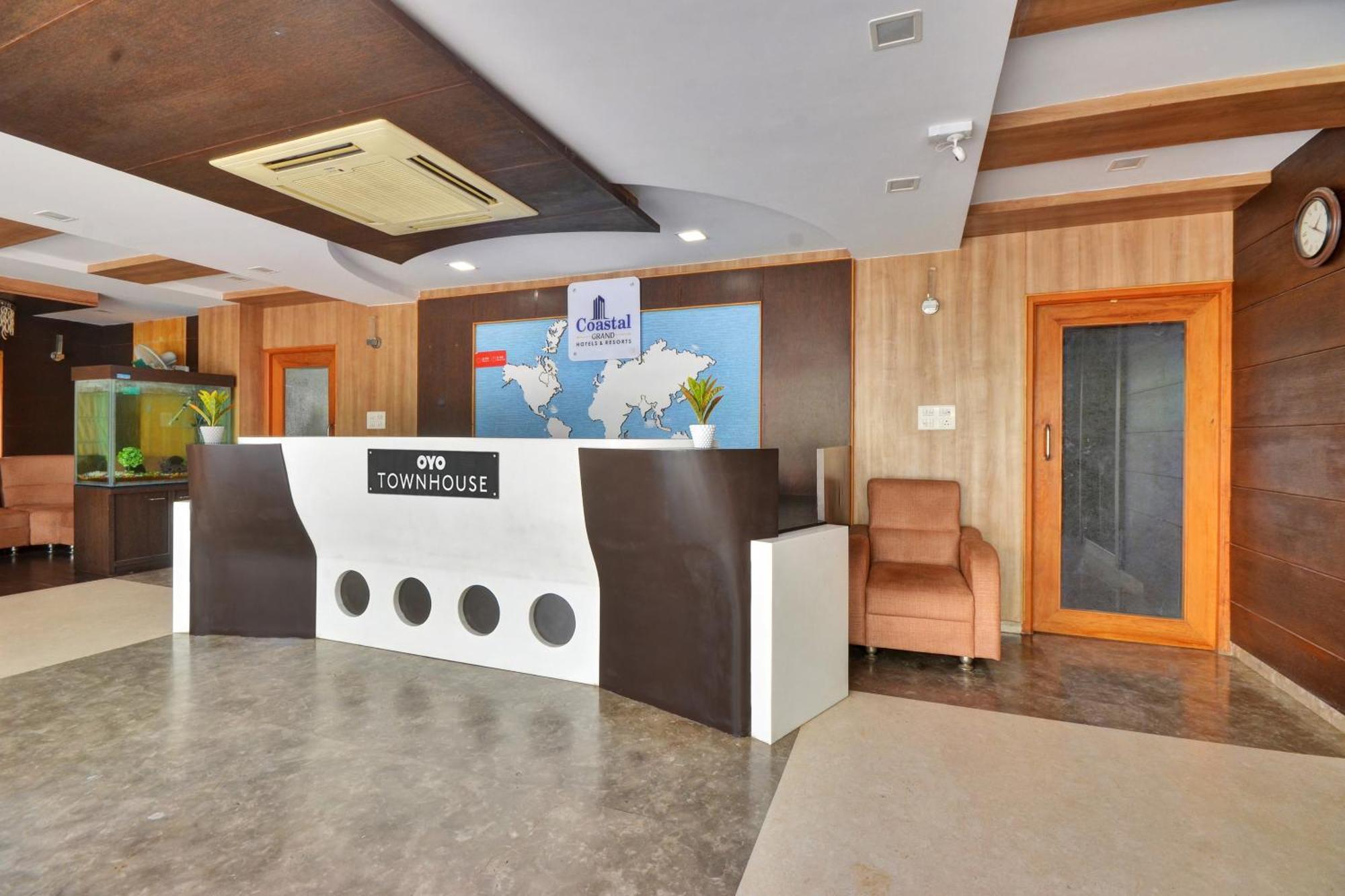 Townhouse Coastal Grand And
