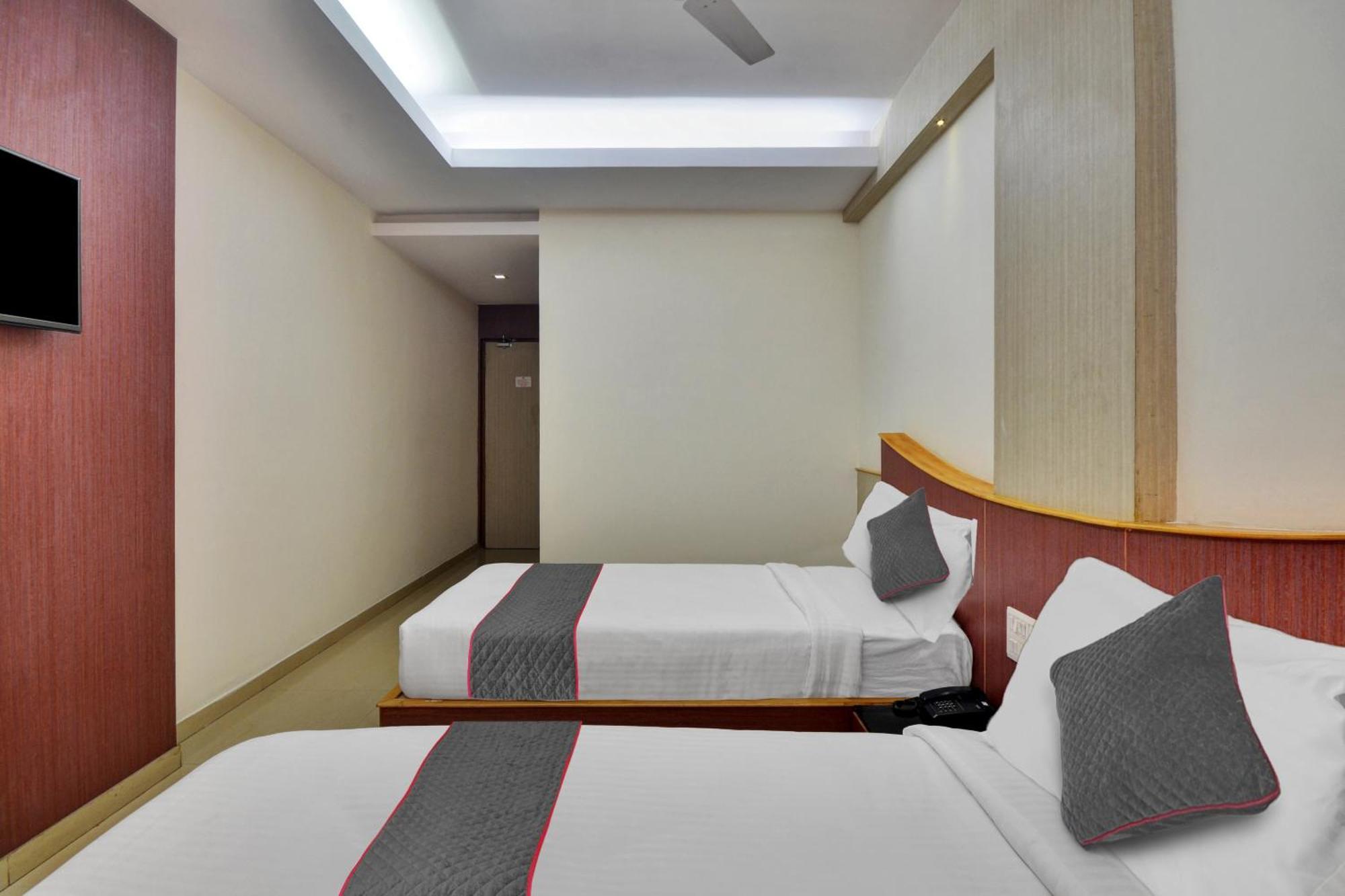 Townhouse Coastal Grand And Hotel 4*