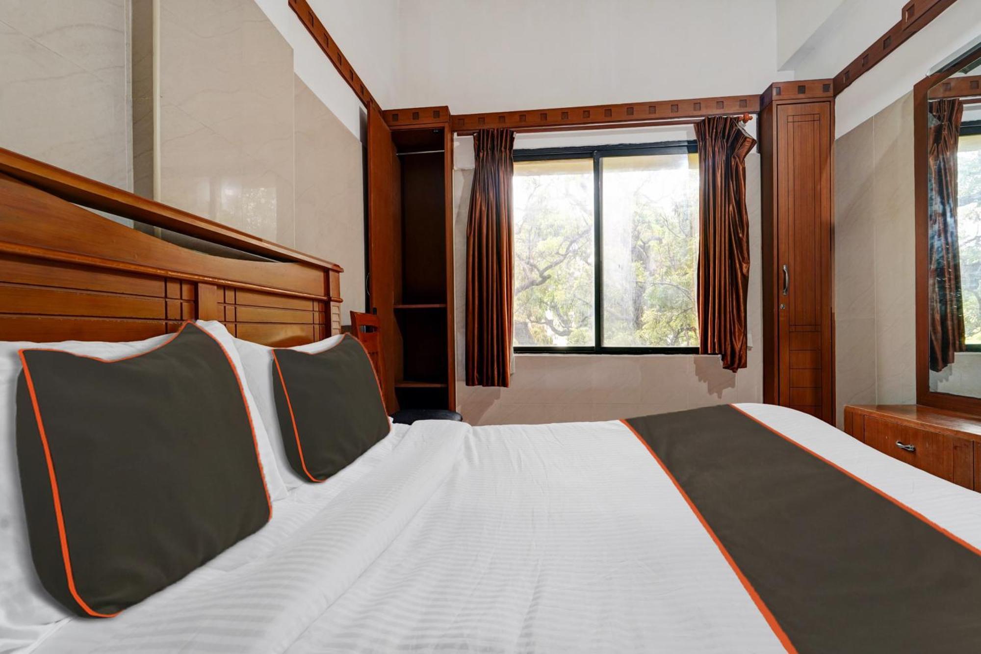 Hotel Collection O Skry Gandhipuram 3*