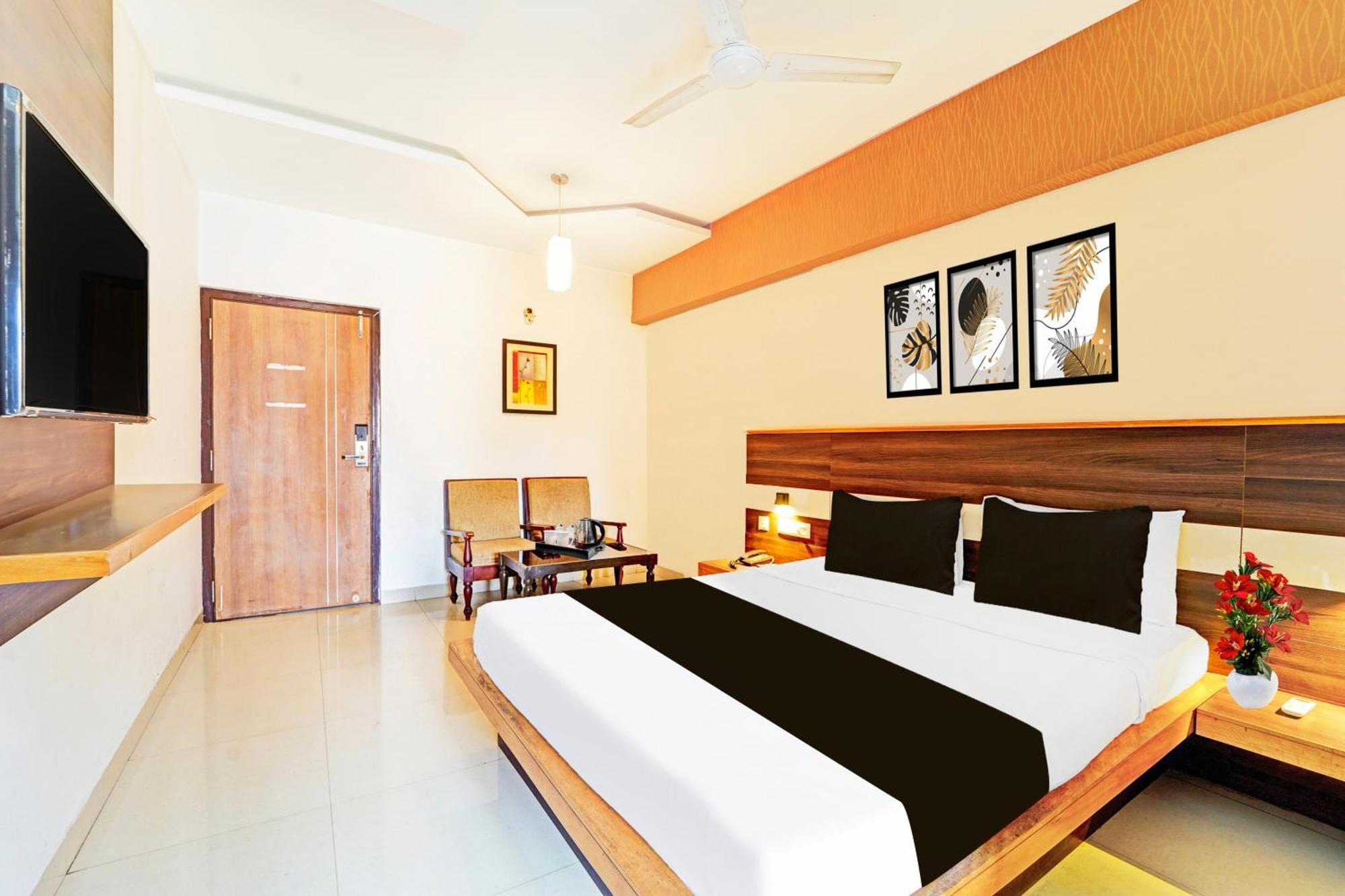 Super Collection O Gandhipuram 4*