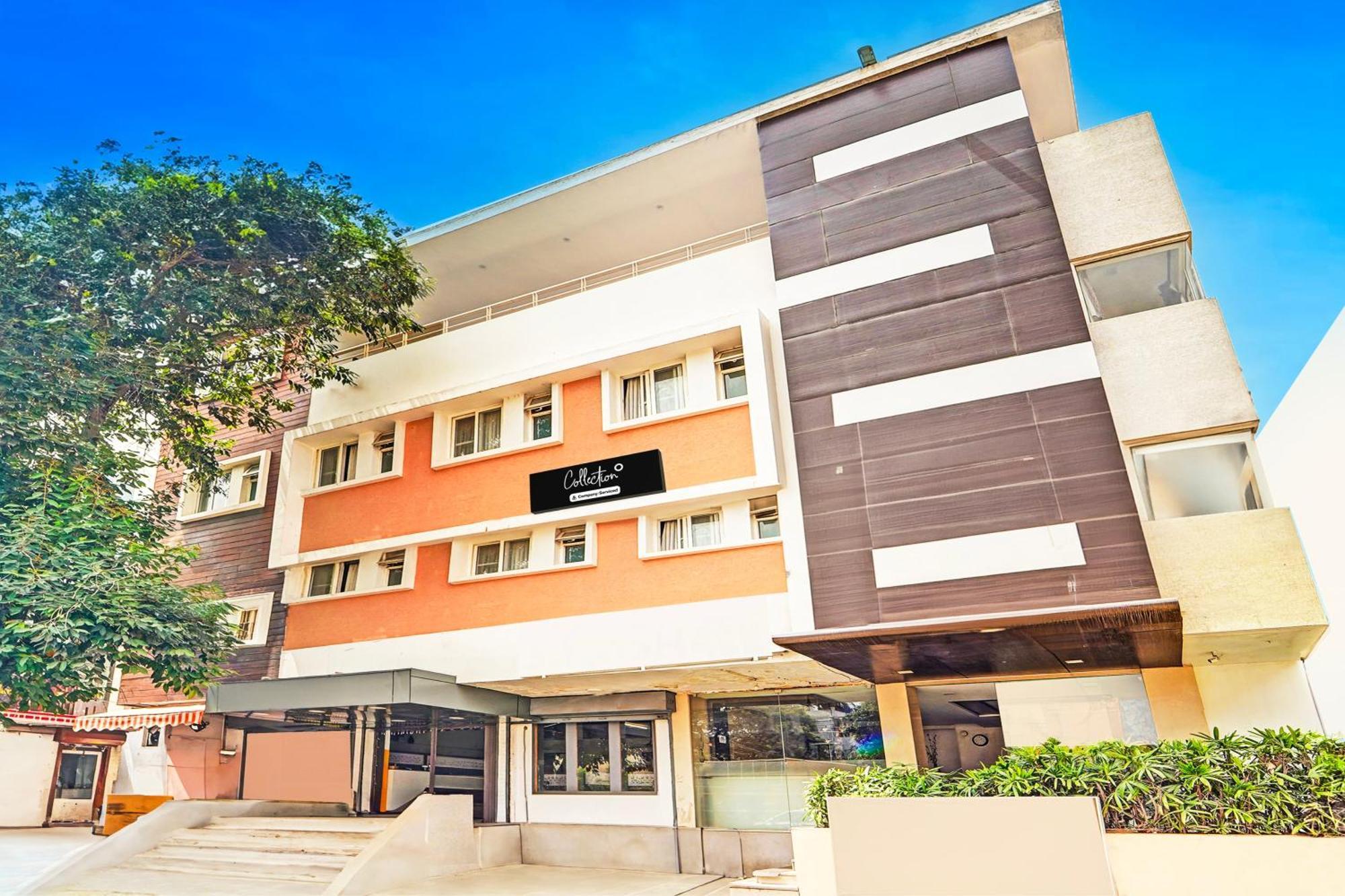 Super Collection O Gandhipuram Hotel