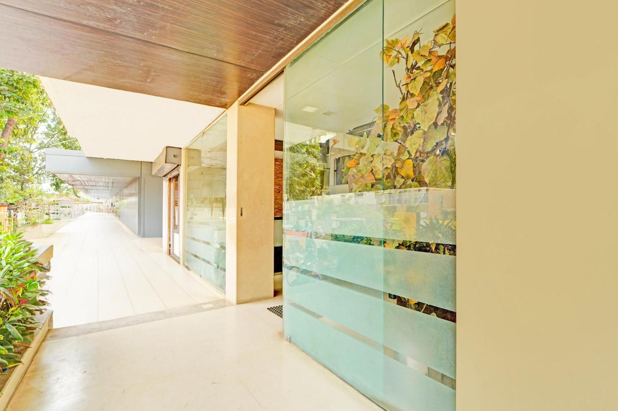Super Collection O Gandhipuram Hotel 4*
