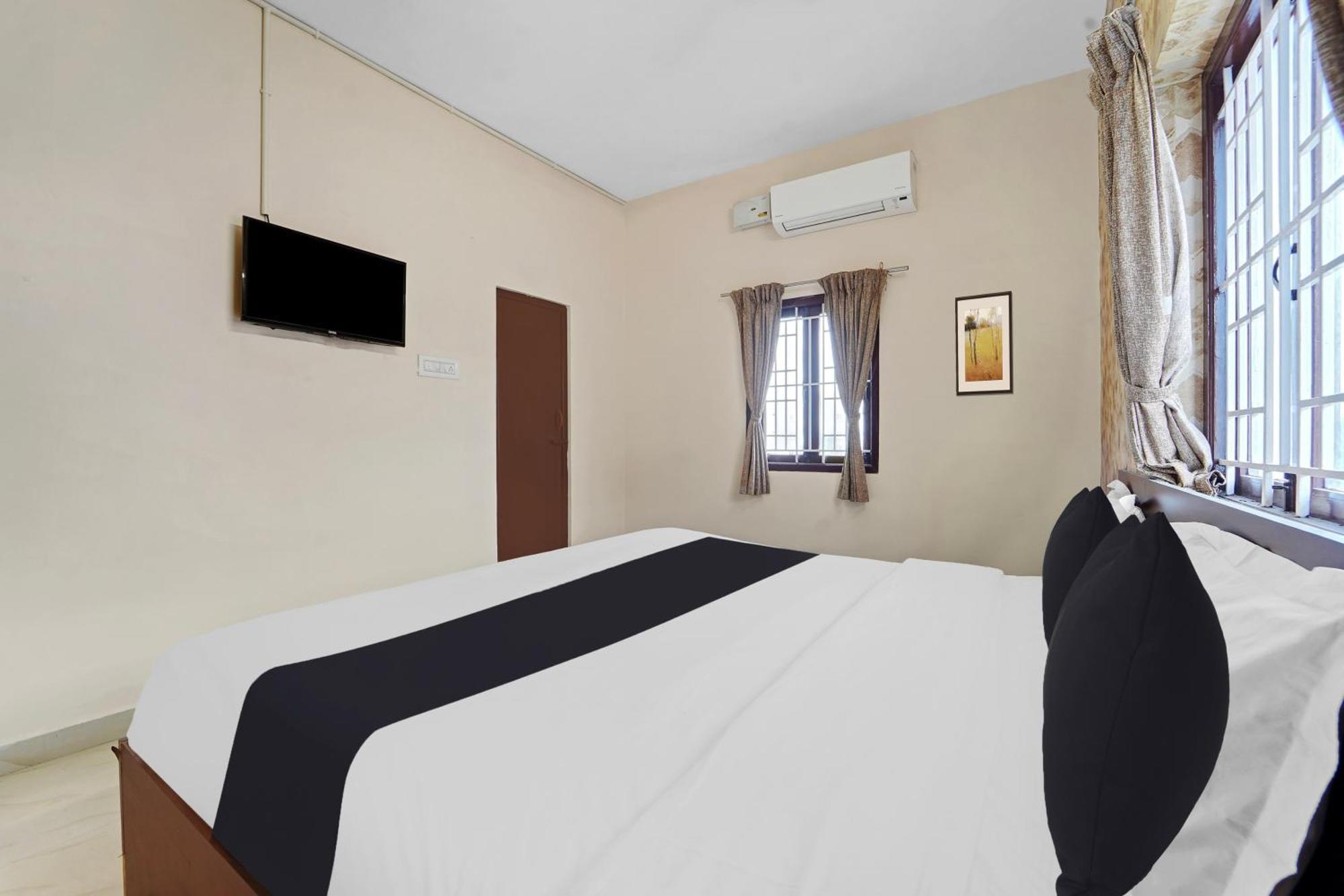 Super Collection O Near Adithya Institute Formerly Everest Grand * Coimbatore