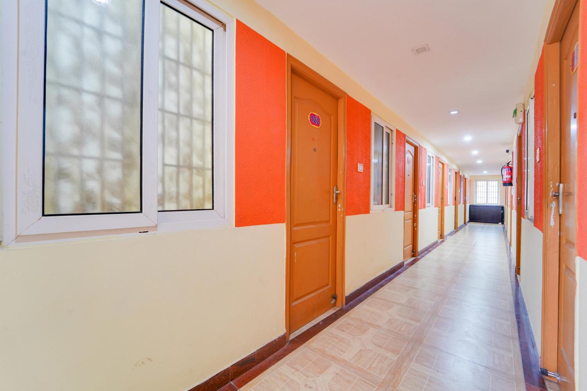Super O Airport Road Hotel