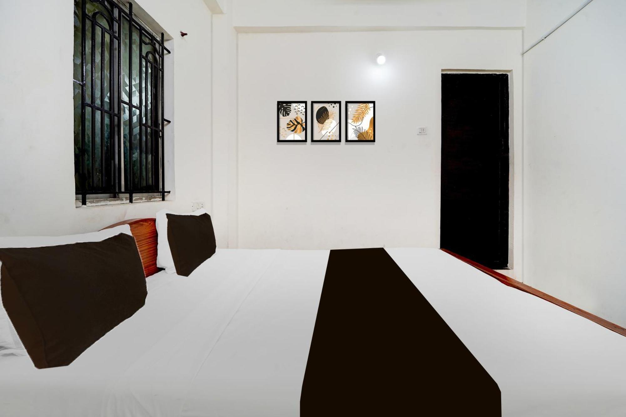 Hotel O A B Palace 3*