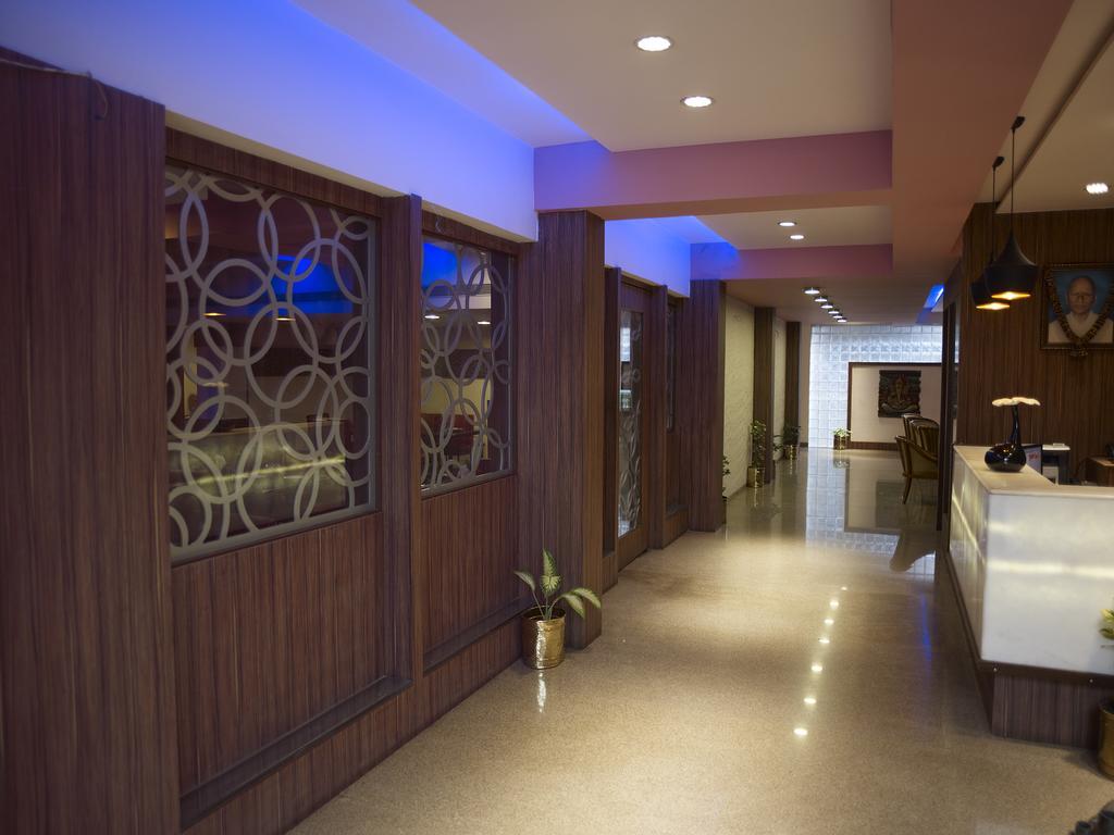 Comfort Hotel 2*