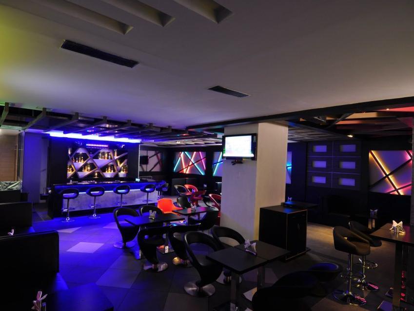 Hotel Vijay Parkinn, Gandhipuram,