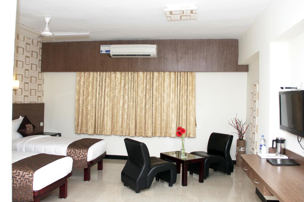 Hotel Capital O 11563 Shiva Grand 2*