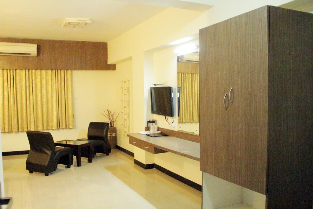 Capital O 11563 Shiva Grand Coimbatore
