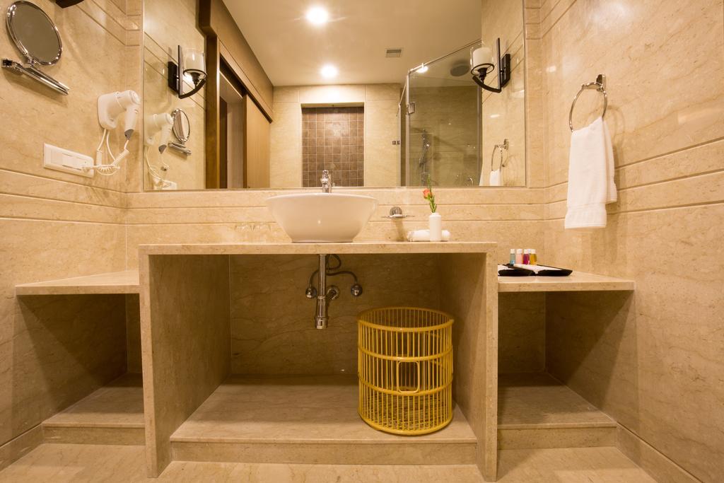 Kiscol Grands Hotel 4*