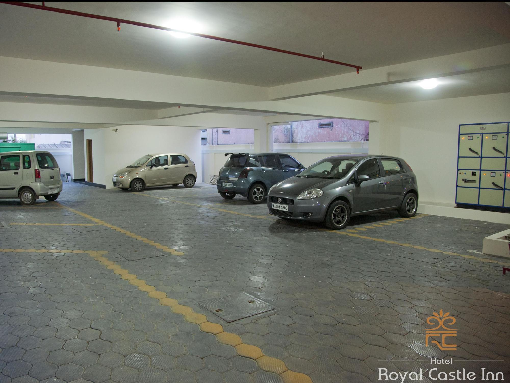 Fabhotel Prime Royal Castle Gandhipuram 3*