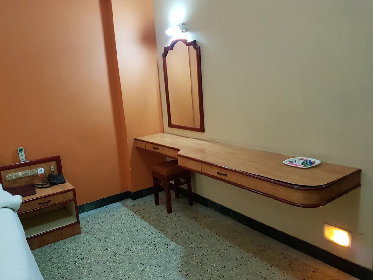 Hotel Vijai Paradise