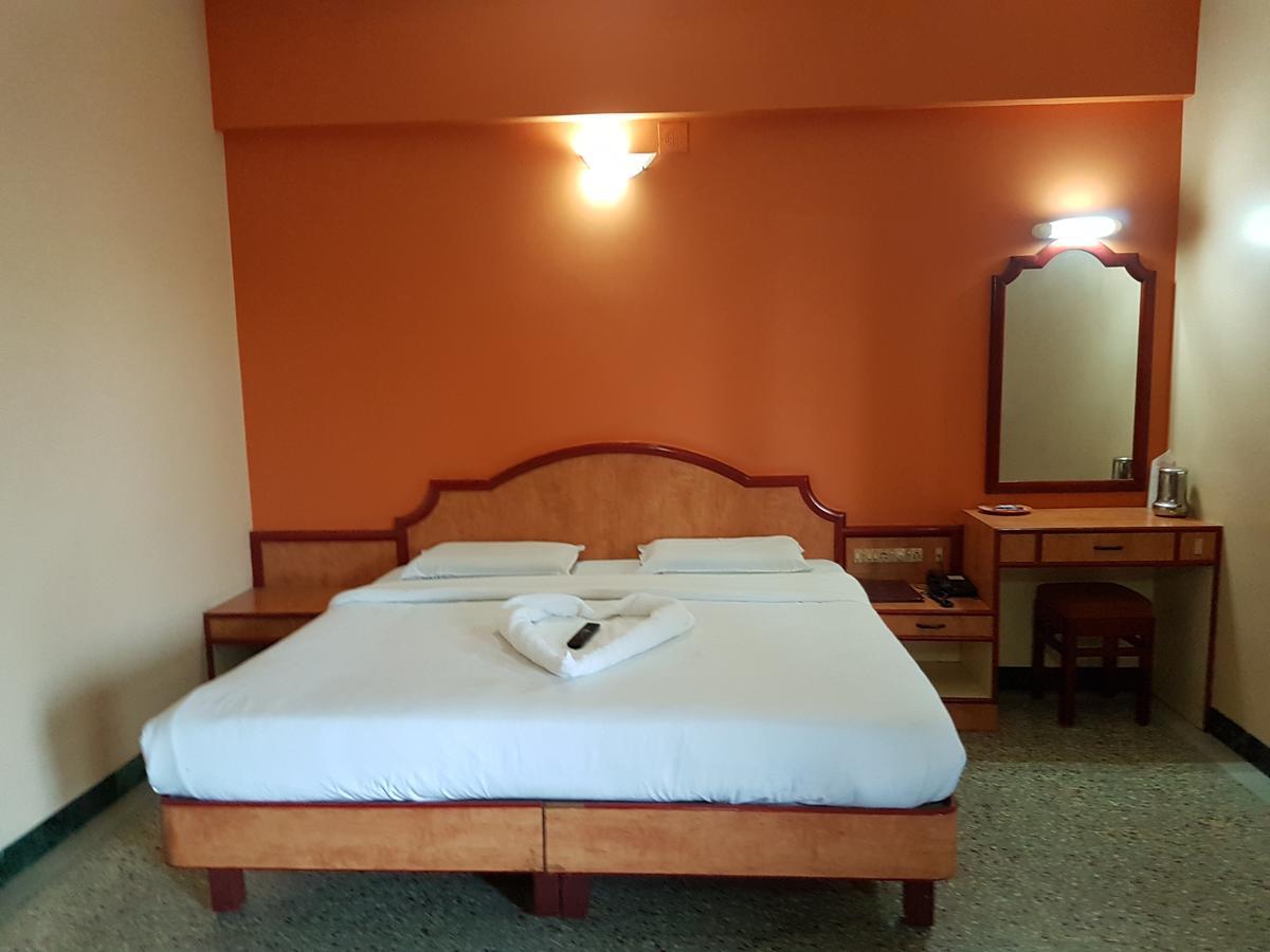 Hotel Vijai Paradise