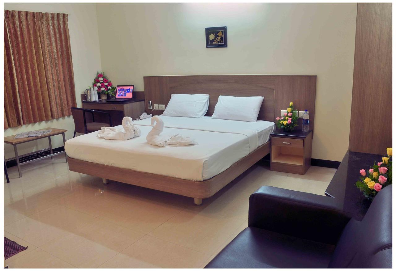 Hotel Sk Residency