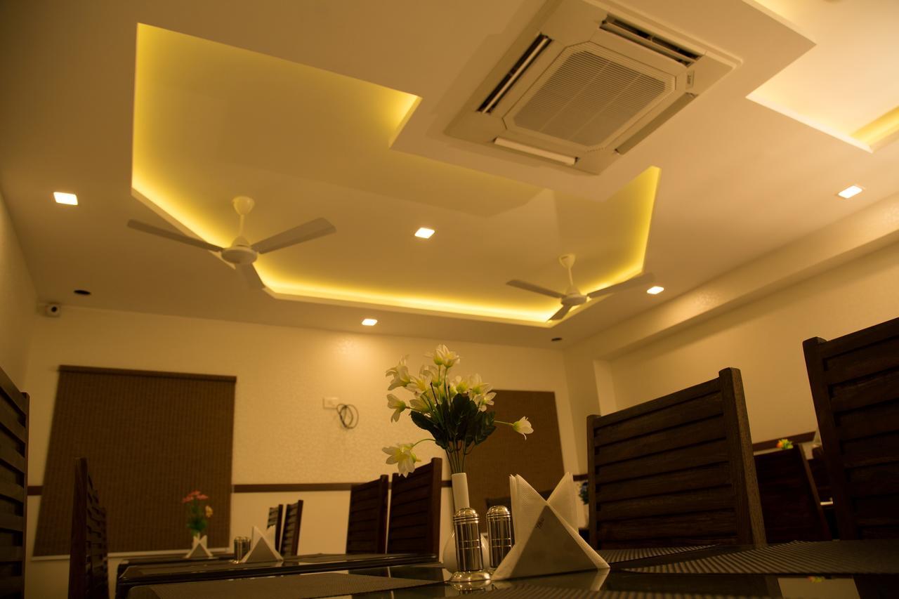 Grand Tree Hotel 3*