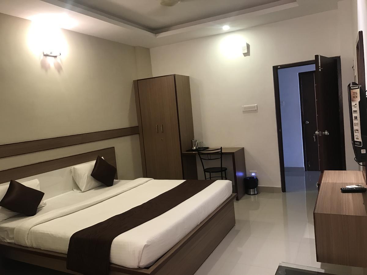 Oyo Flagship 4594 Krish Coimbatore