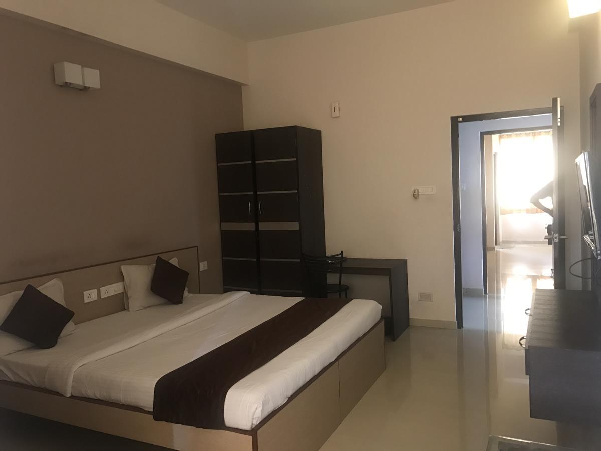 Oyo Flagship 4594 Krish Hotel Coimbatore