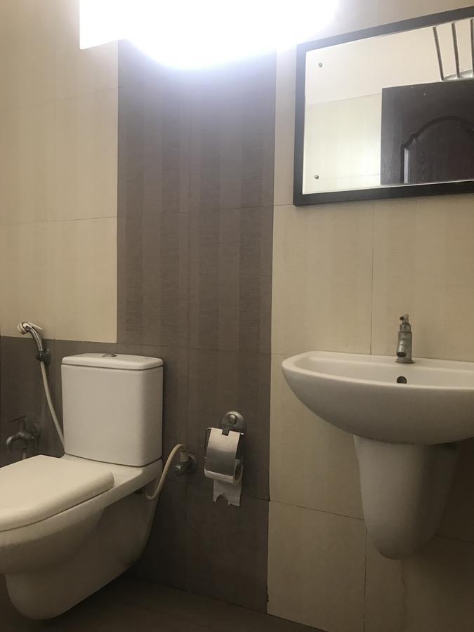 Hotel Oyo Flagship 4594 Krish