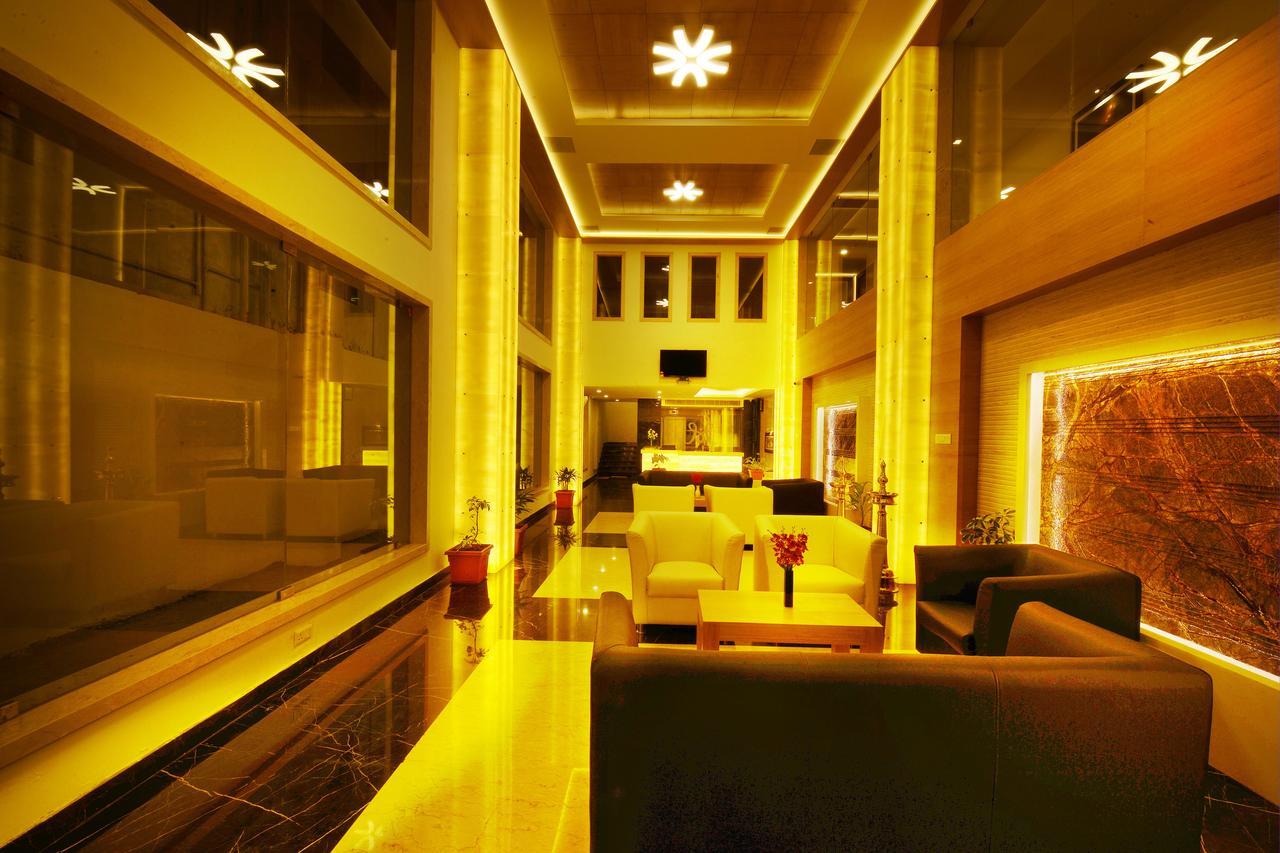 Hotel Mahi's Gateway Coimbatore
