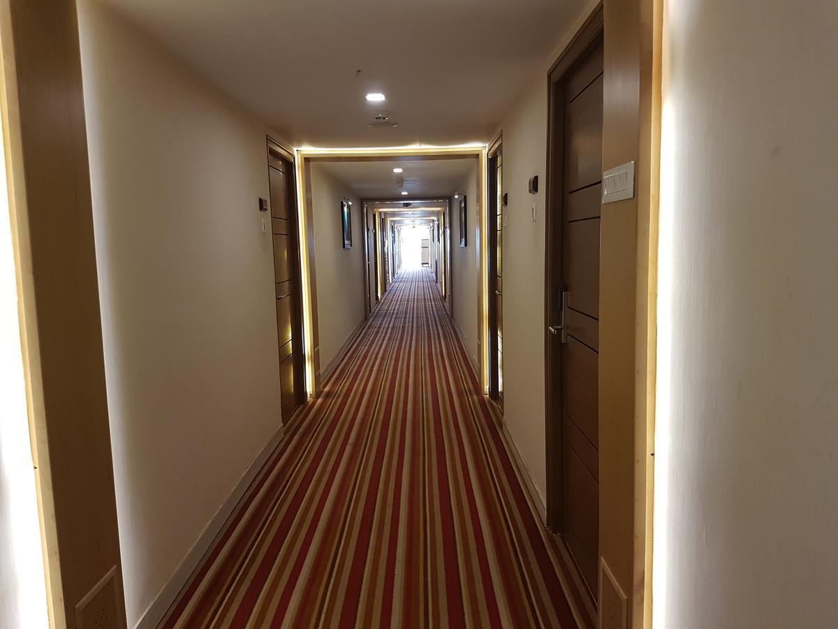 Mahi's Gateway Hotel 3*