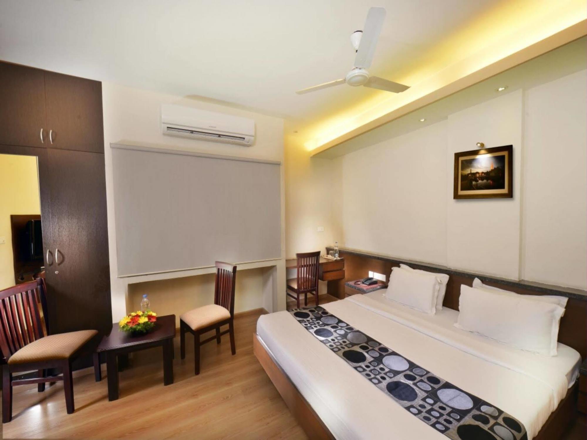Capital O 64773 Horizon Heights Serviced 3*