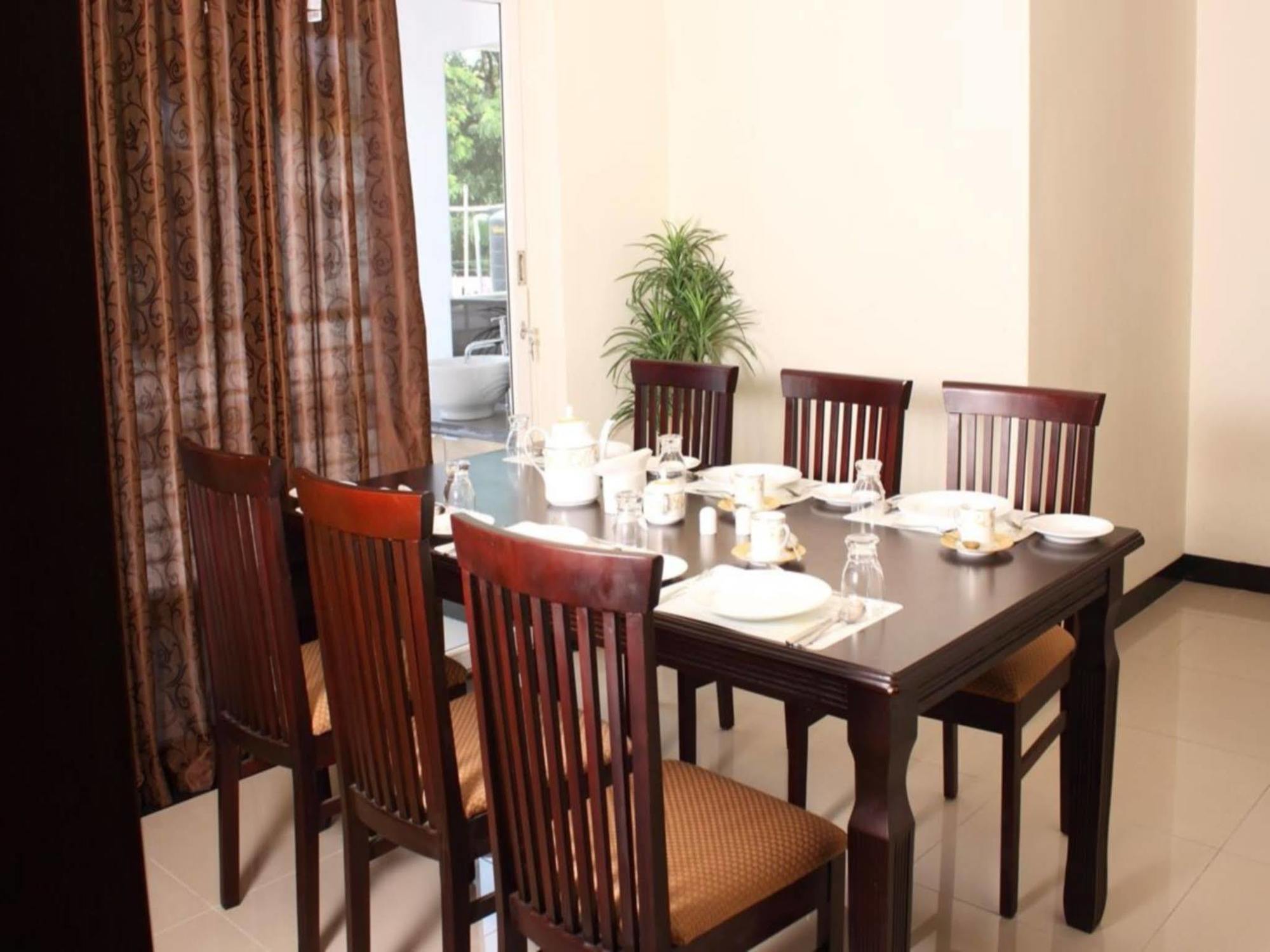 Hotel Capital O 64773 Horizon Heights Serviced 3*