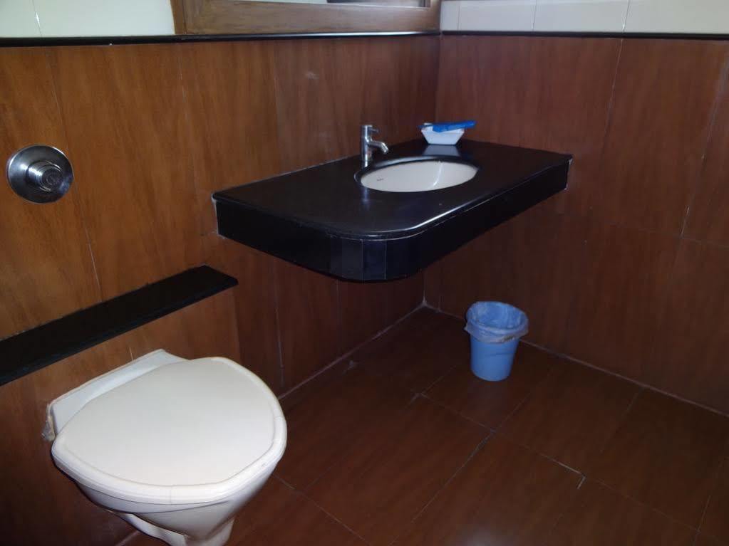 Hotel Super Capital O Grand Plaza 3*