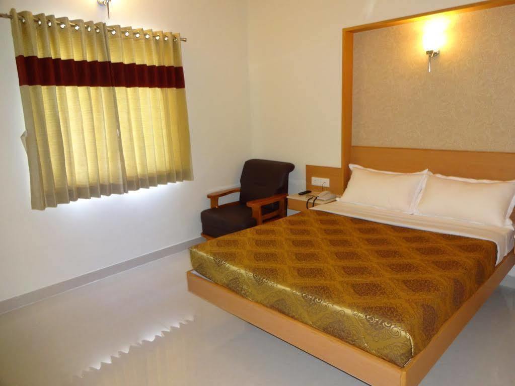 Le Grand Coimbatore