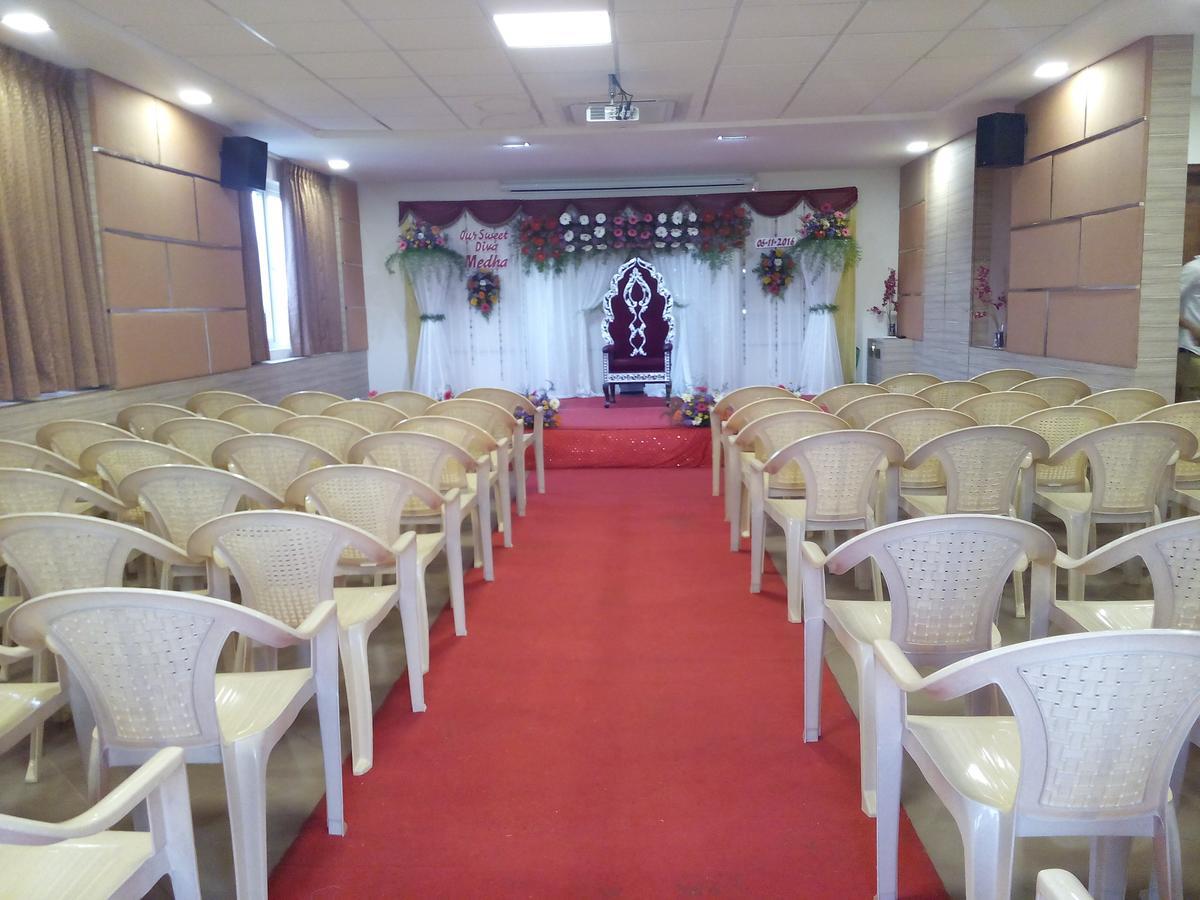 Chetinaad Courtyard Hotel 2*