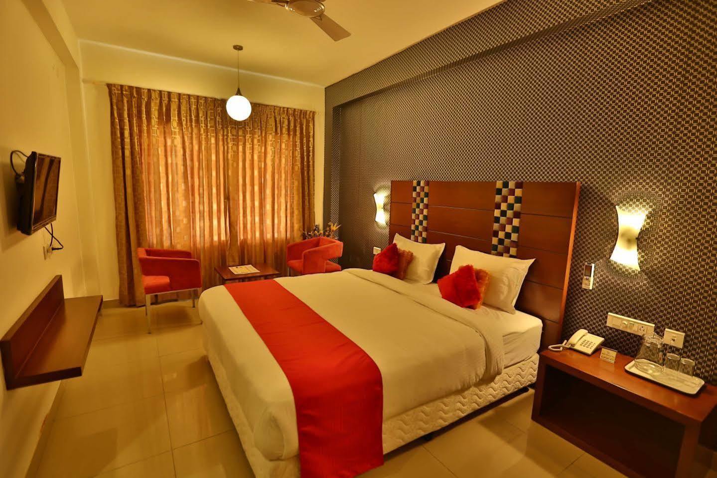 Vels Grand 3* Coimbatore