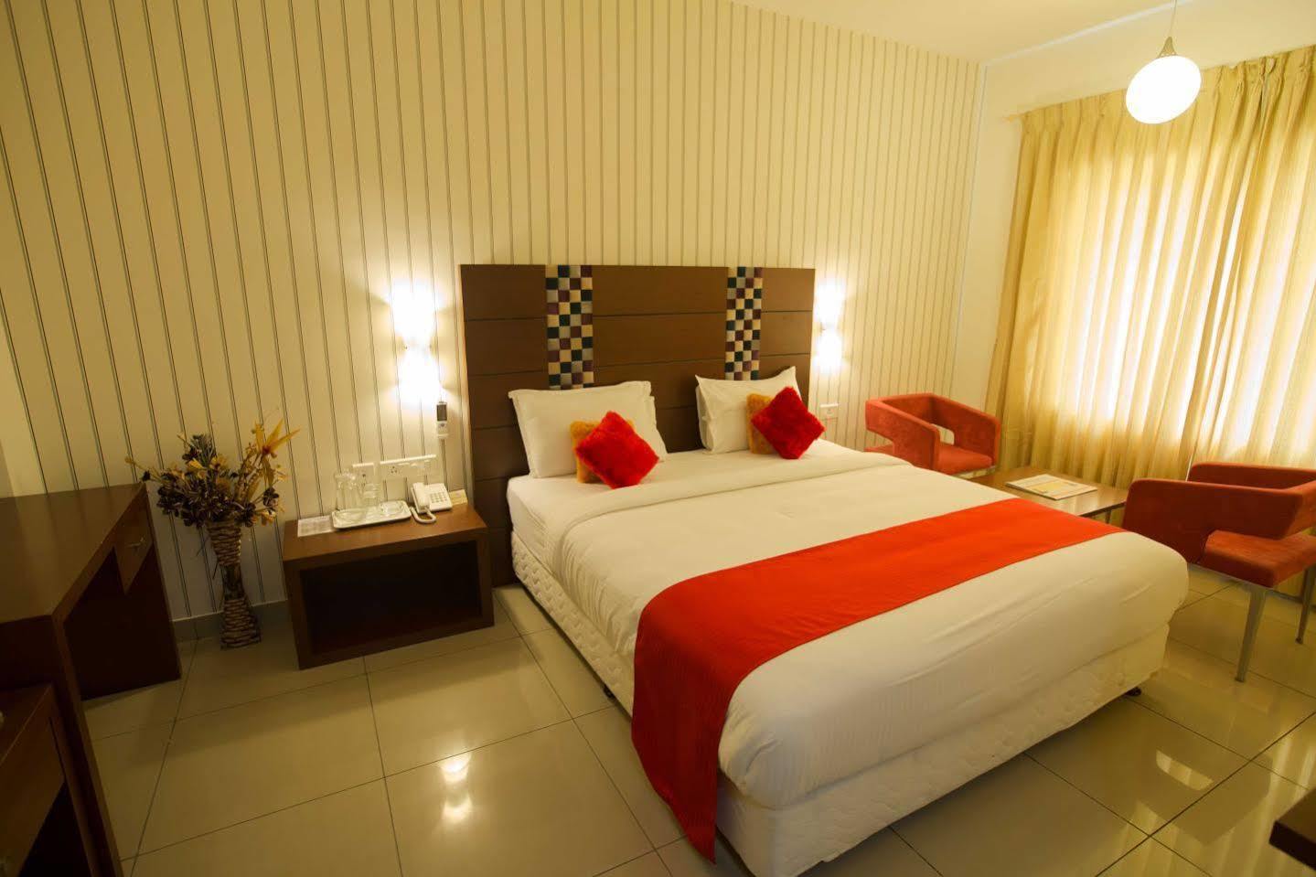 Vels Grand 3* Coimbatore